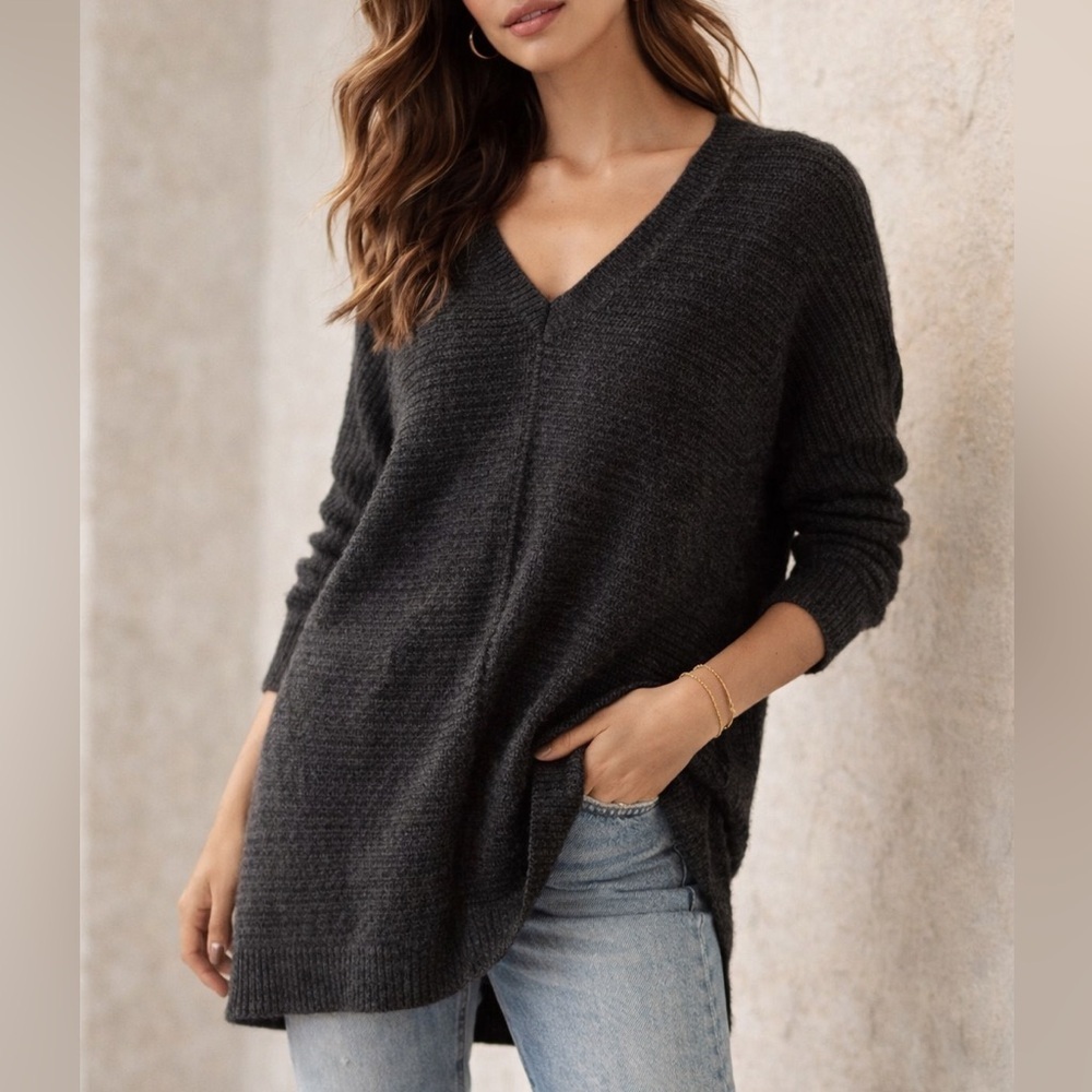Ellen Tracy Charcoal V-Neck Sweater